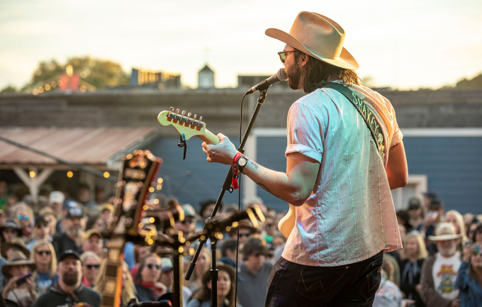 Shakey Graves at Van Buren